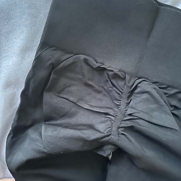 Workout leggings - Picture 3 of 6